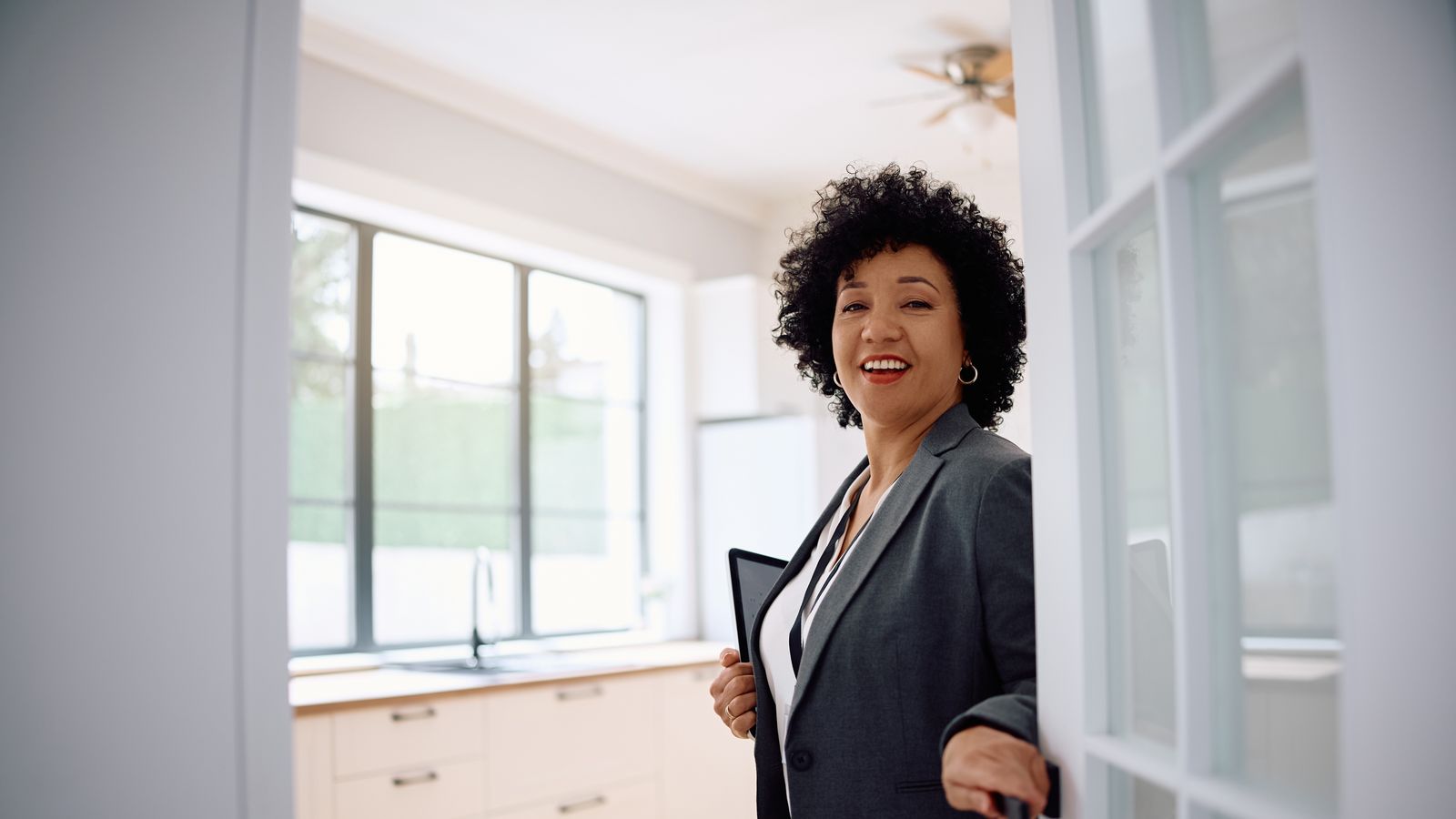 The Real Estate Agent's Open House Lead Conversion Blueprint